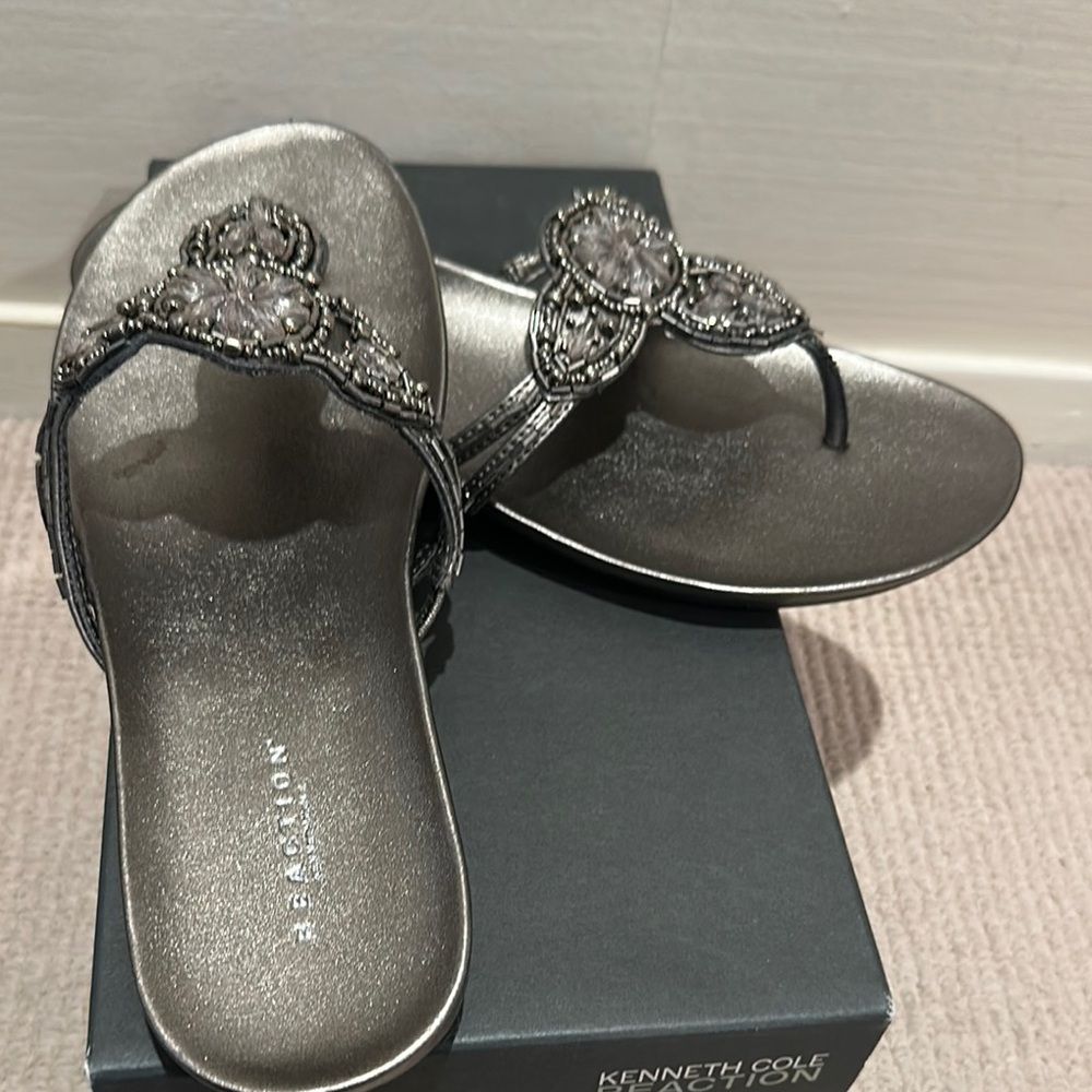 Kenneth Cole Reaction Pewter Sandals - Picture 5 of 5